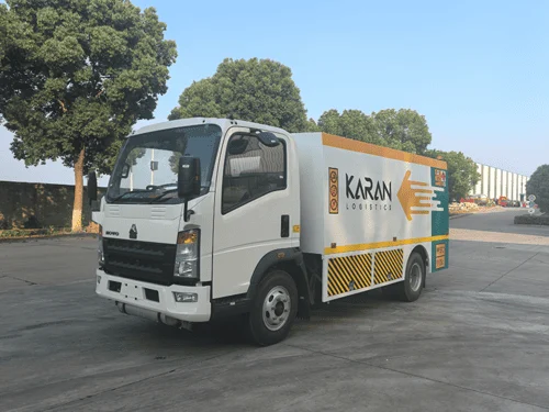 Howo Fuel Truck-Camión ligero-12