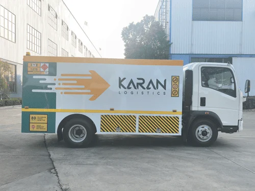 Howo Fuel Truck-Camión ligero-4