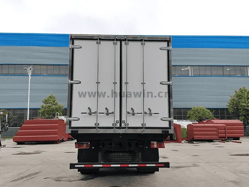 Sinotruk-Howo-Camión frigorífico-4x2 (4)