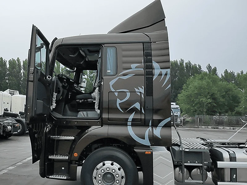 Trator Sinotruk Sitrak 4X2-4