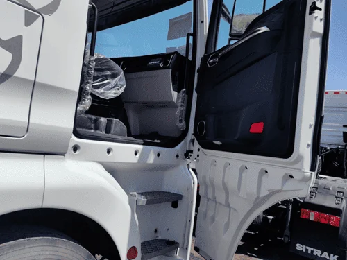Sinotruk sitrak G7S 6x4 Tractor-6