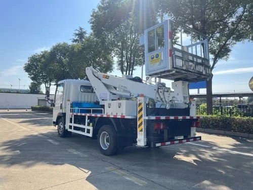 SINOTRUK HOWO 4X2 Camión con Plataforma de Trabajo Aéreo-9