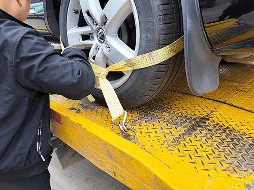 SINOTRUK HOWO 4×2 Camión de remolque-6