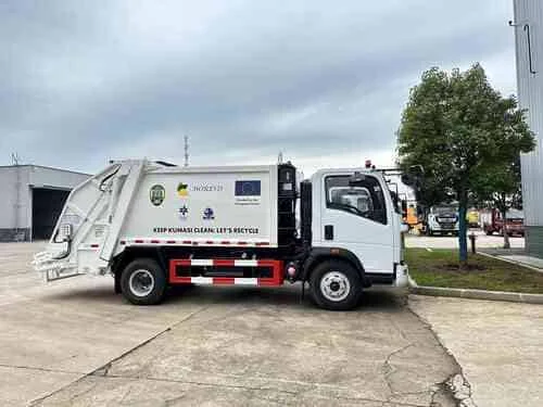 SINOTRUK HOWO-TX 6*4 Camión de recogida de basura-4