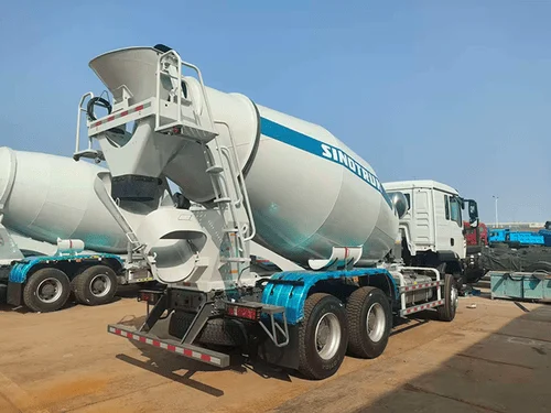 SINOTRUK HOWO TX 6X4 CAMIÓN HORMIGONERA-7