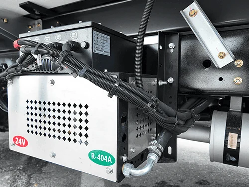 Camión frigorífico SINOTRUK HOWO TX 6X4-10